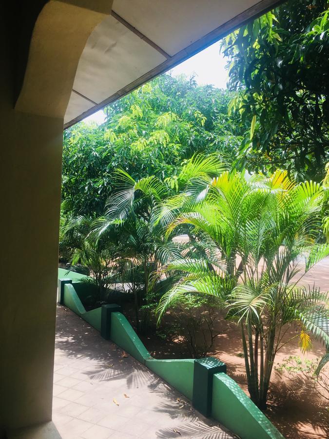 New Land Guest House Batticaloa Exterior photo